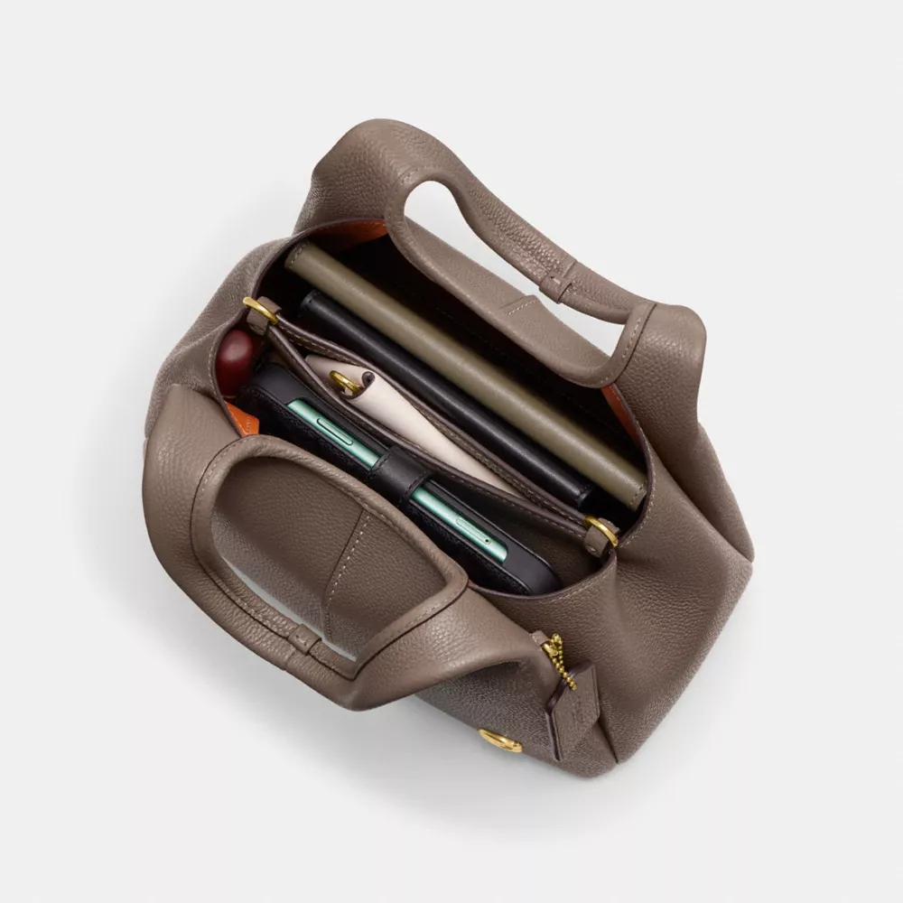 Lana Shoulder Bag 23 - Image 4