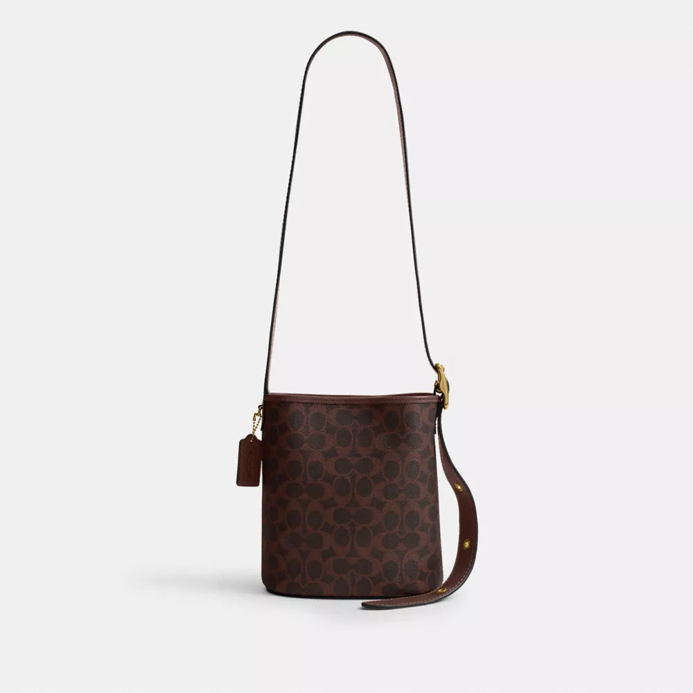 Bleecker Bucket Bag 21In Signature Canvas